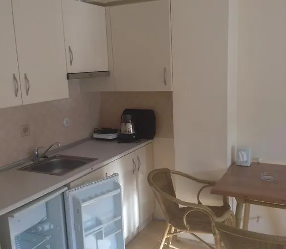 Apart Otel Zeytin Çeşme